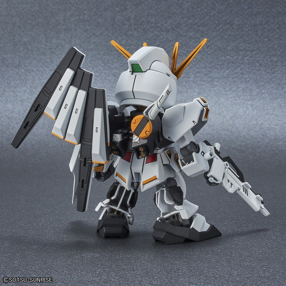 Bandai SD Gundam EX Standard Nu Gundam - Image 3