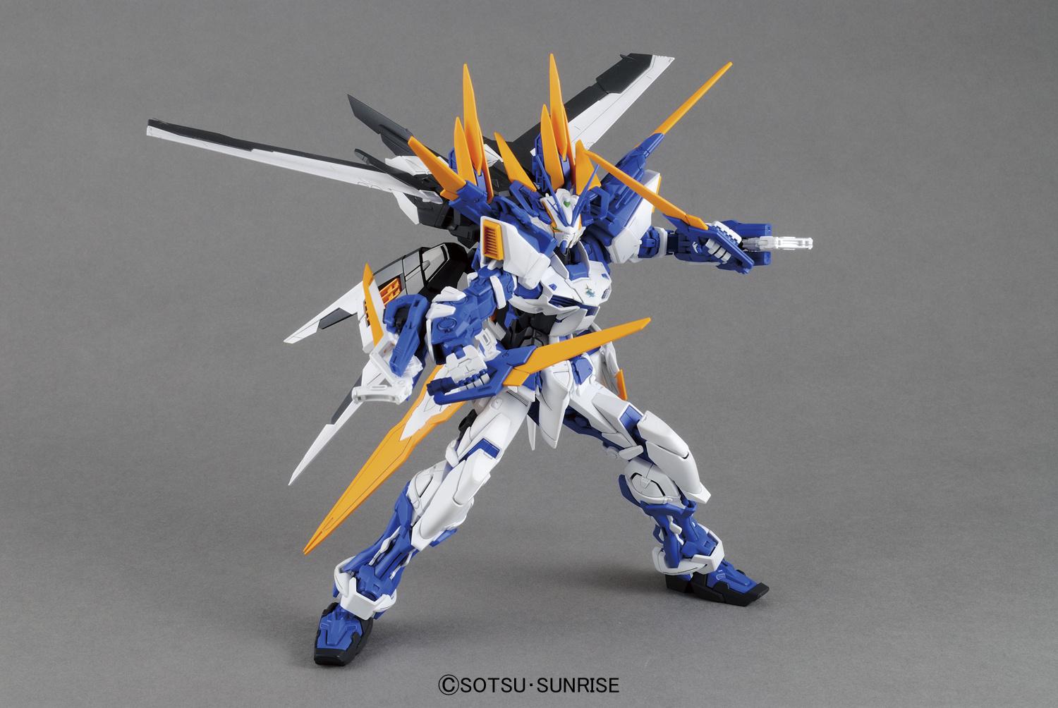 Bandai MG 1/100 Gundam Astray Blue Frame D - Image 3