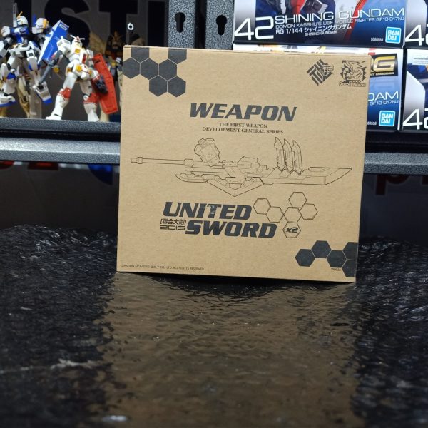 Dragon Momoko United Sword