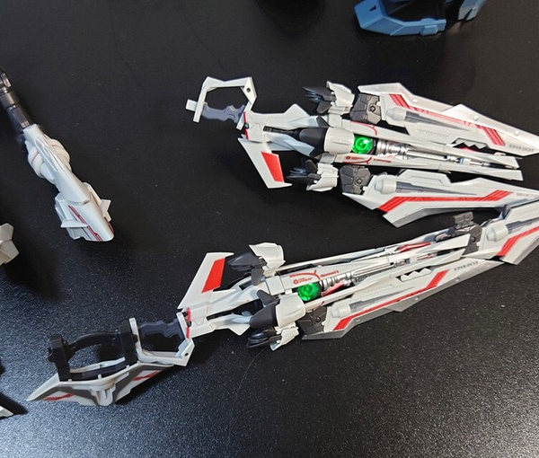 Weapon Expansion Set for the MG 1/100 Gundam Astray Red Frame Caletvwlch