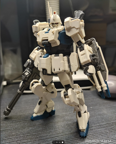 Quingzho Model HG 1/144 EZ8